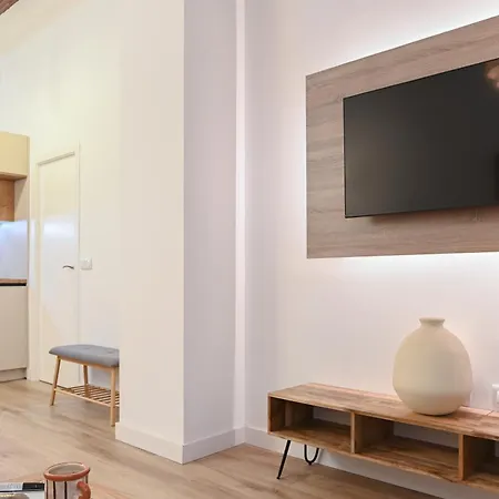 Alohamundi Curtidurias Apartment Seville